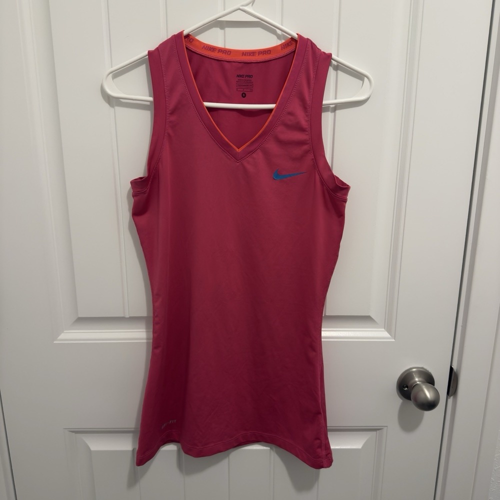 Nike Pro Women's Athletic Tank Bright Pink Size Small